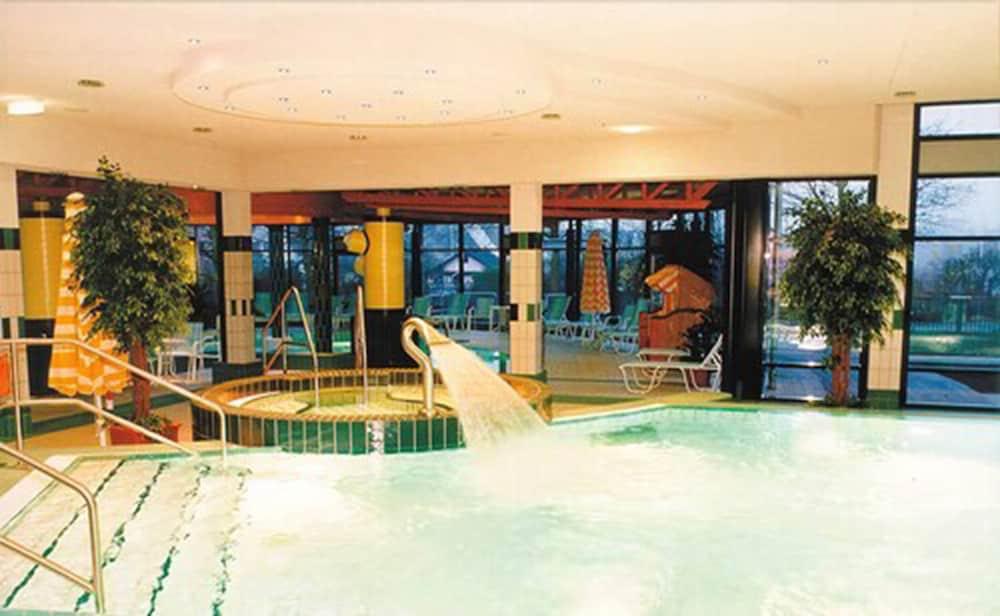 City Hotel Μπρέμερχαφεν Εξωτερικό φωτογραφία