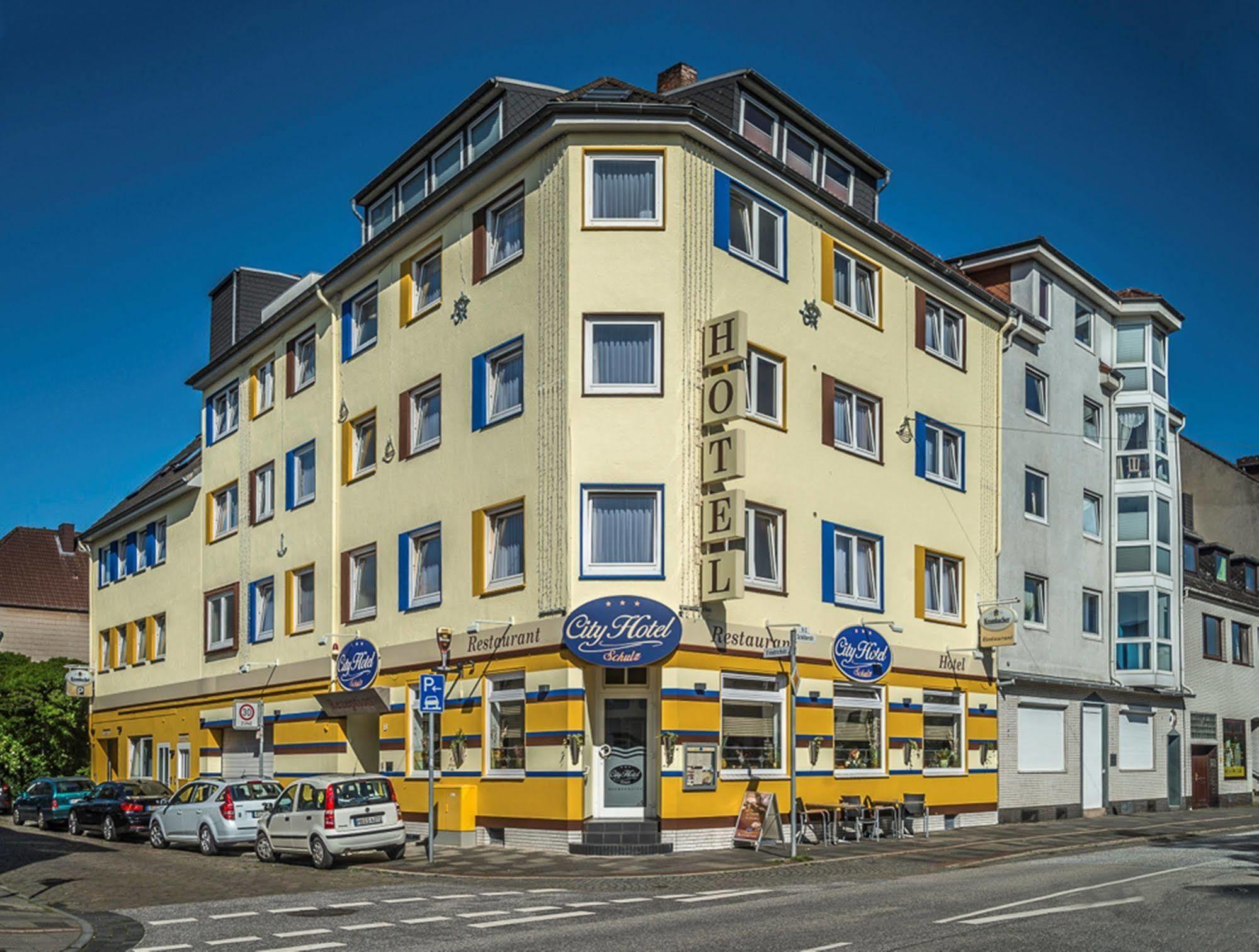 City Hotel Μπρέμερχαφεν Εξωτερικό φωτογραφία